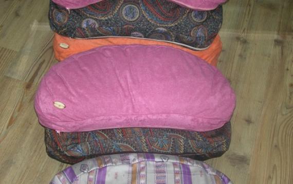 Jastuk za meditaciju Polumesec