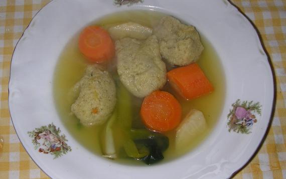 Zdrava hrana "Heljda-griz knedle u supi"